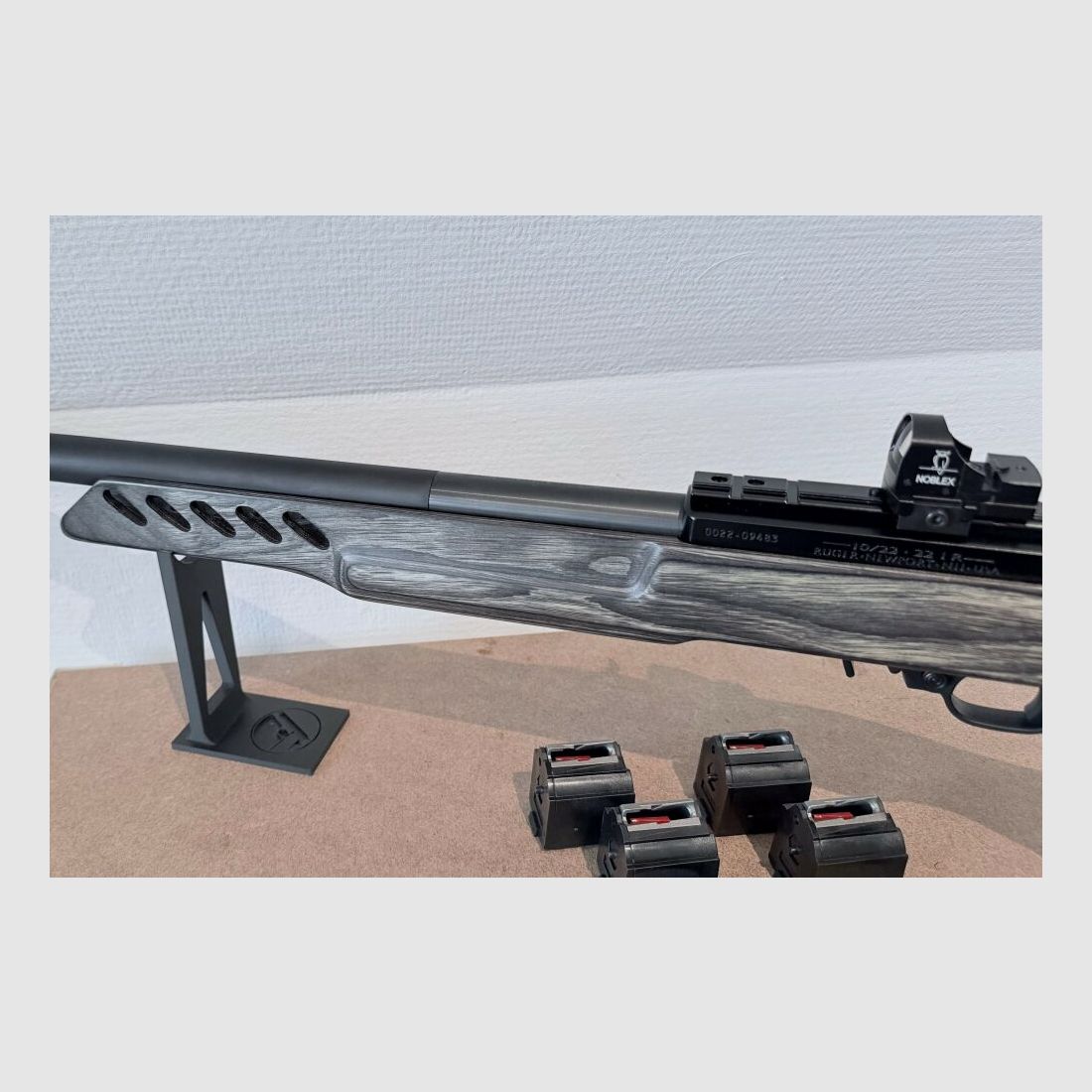 Ruger 10/22 Target Lite – Noblex Red Dot – 5 Chargeurs