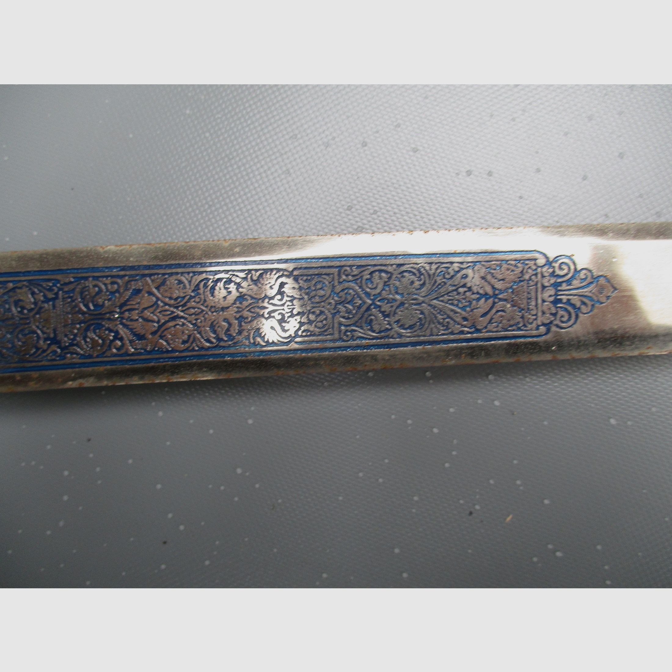 Épée d'origine inconnue