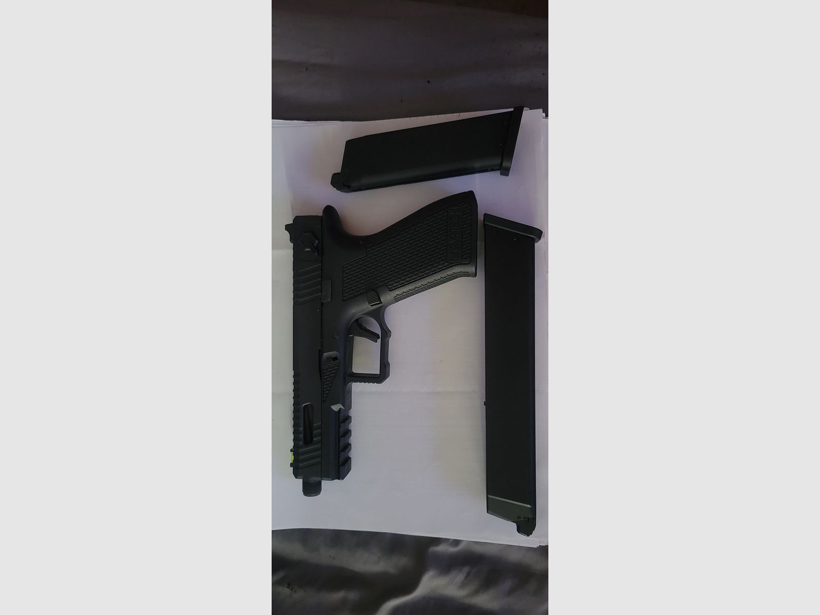 Neuwertige Novritch  ssp 18  + 50 er gasmagazin 