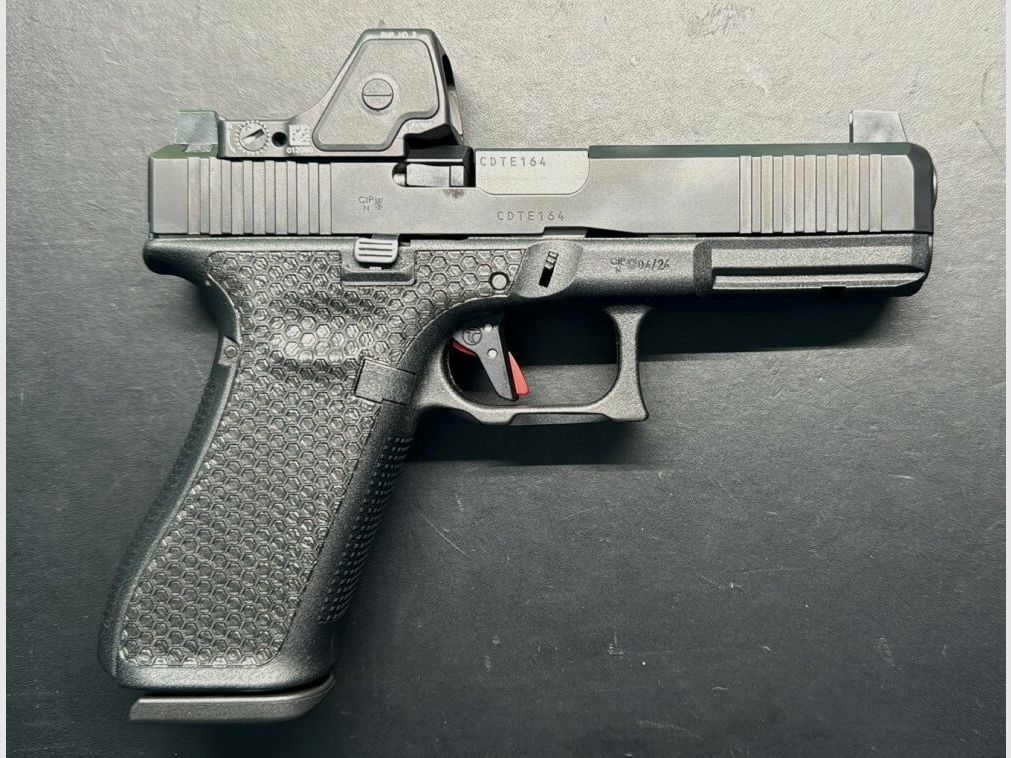 Glock 17 Gen5 Custom Peterssen Gunworks