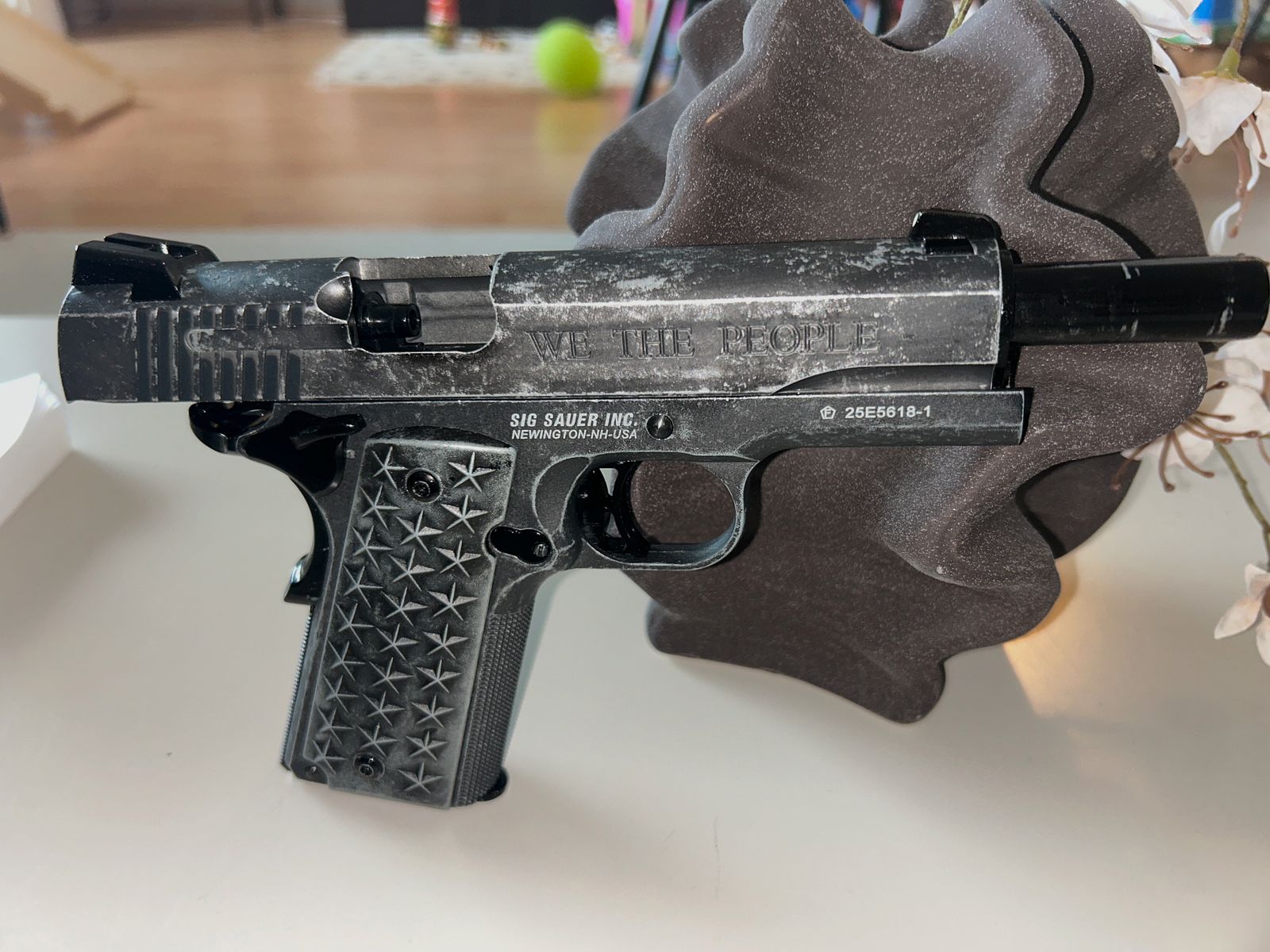 Sig Sauer 1911 "We The People" CO2 Pistolet pneumatyczny kal. 4,5 mm BB pełno metalowy