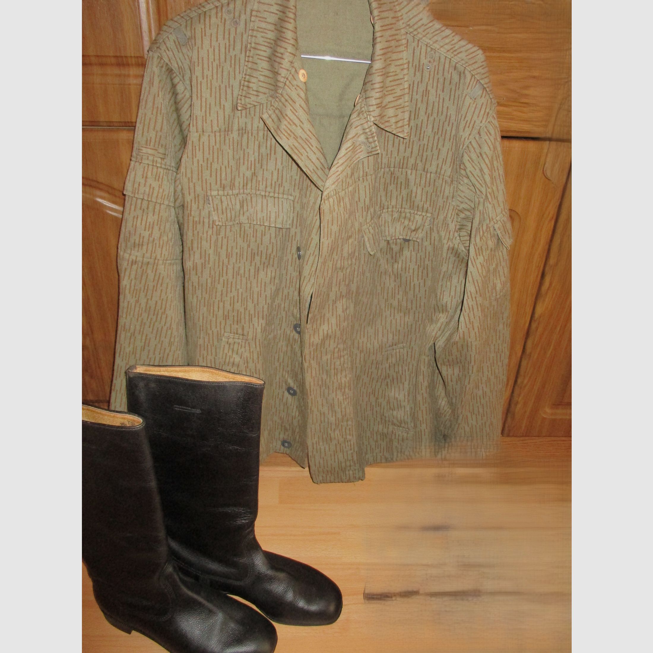Lederstiefel, Reitstiefel, Armeejacke DDR