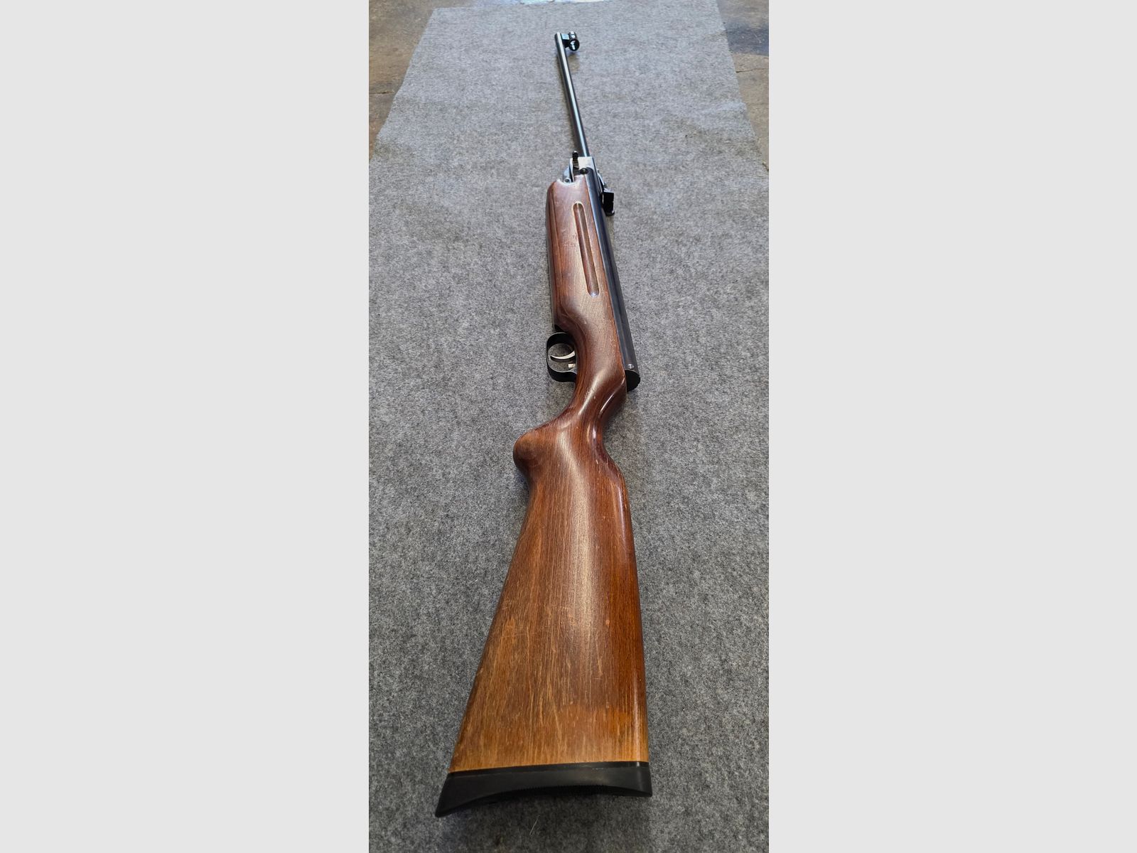 Weihrauch HW 35 from year 1982 with F-mark break barrel air rifle caliber 4.5 mm HW35