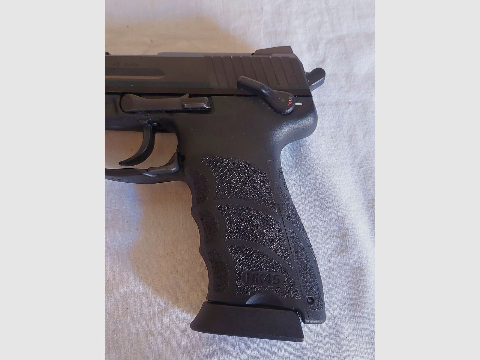 HK 45  6mm GBB + accesorios