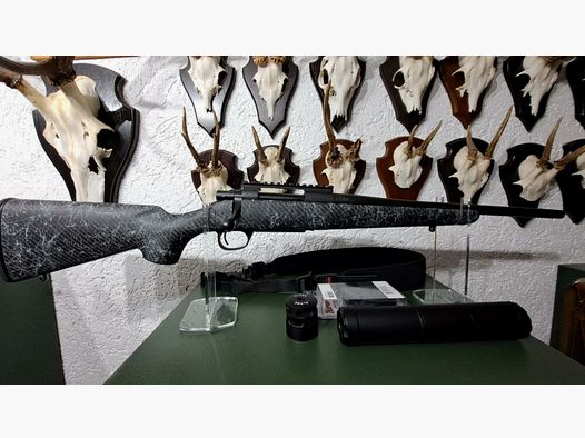 HOWA Superlite + DDOPTICS Zielfernrohr + Montage + A TEC Schalldämpfer + Zubehör