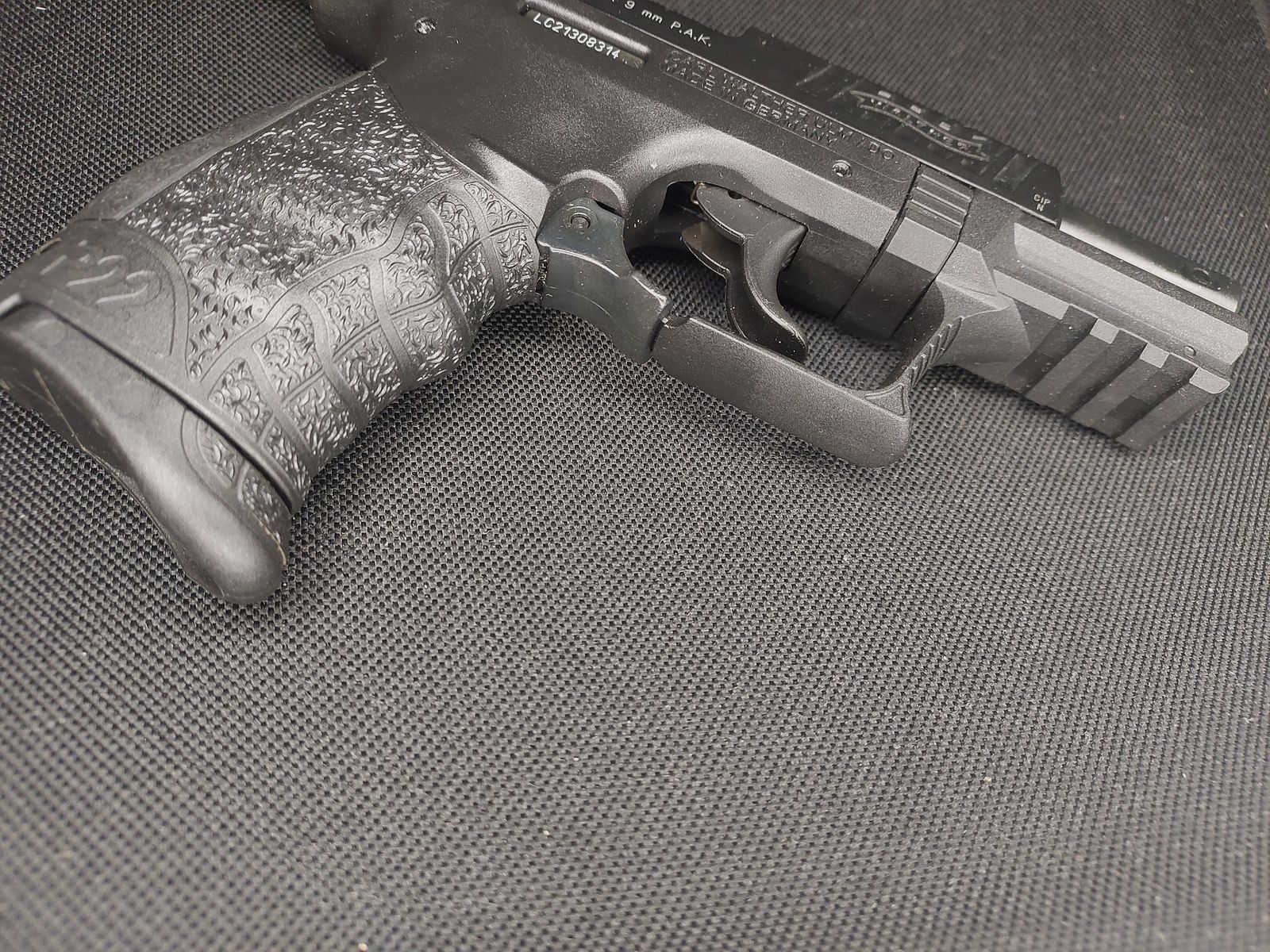 Walther P22Q Schreckschuss Pistool 9mm P.A.K. zwart (PTB 778) [P 22 Q] 2 Magazijnen