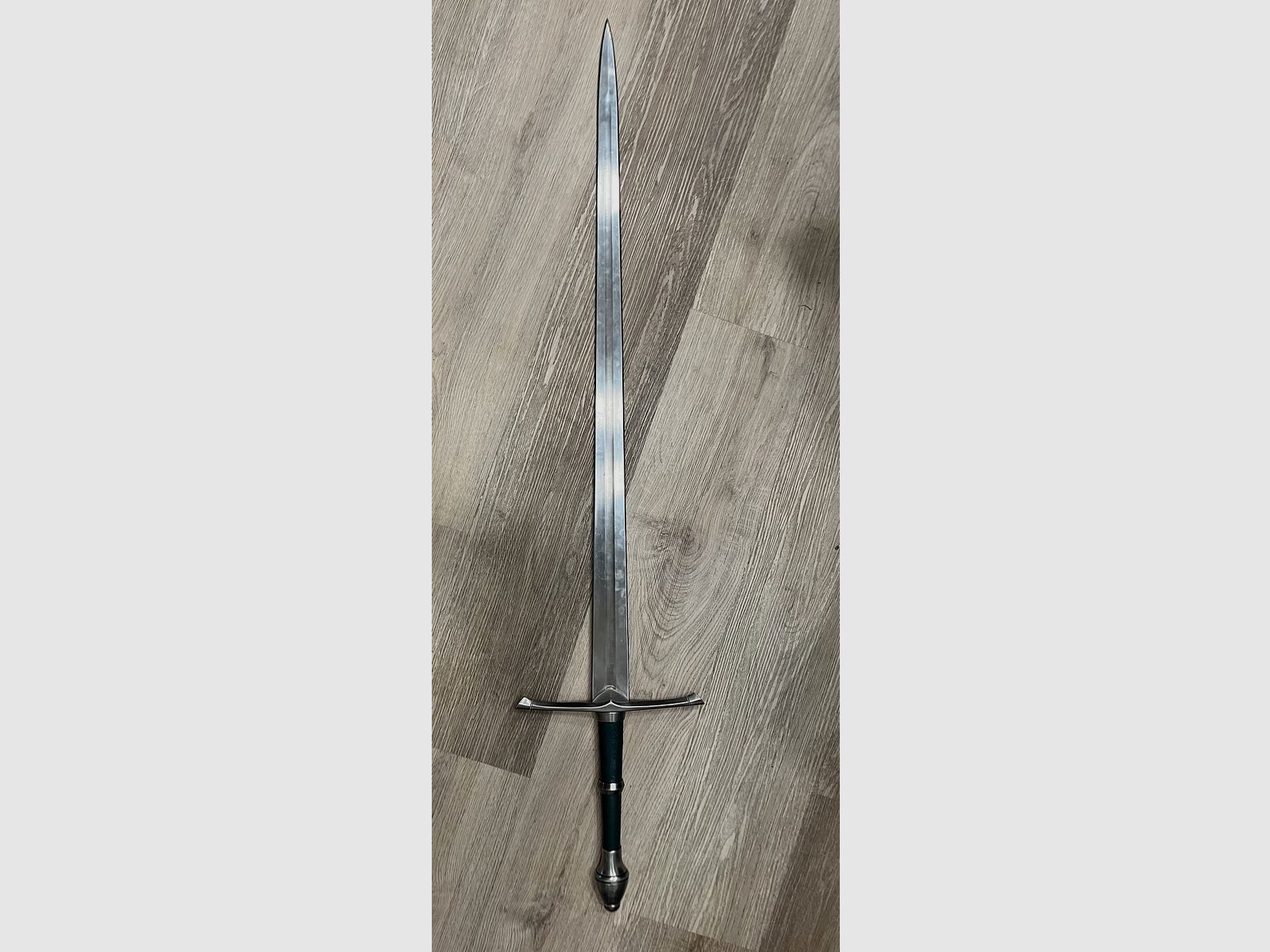 Ritter / Lord of the Rings / Middeleeuws zwaard + kostuumverzameling