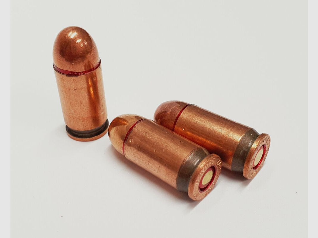 JSC "NOWOSYBIRSKA FABRYKA NABOJÓW" i LVE "FIRMA SPRZĘTU NISKONAPIĘCIOWEGO" Munition JSC 380 BROWING COURT / 9mm krótkie FMJ 92grs niekorozyjne 35 sztuk nabojów w kartonie