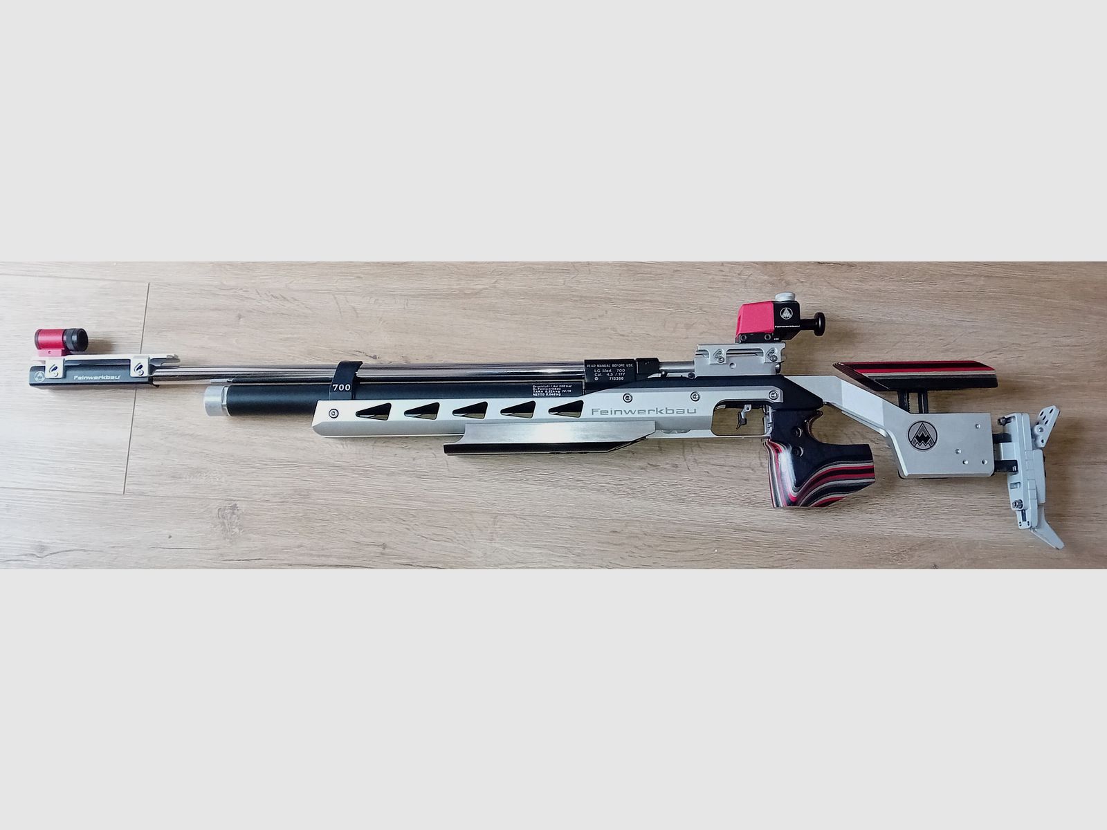 Press - Luftgewehr Feinwerkbau 700  ALU -  Rechts - Schaft