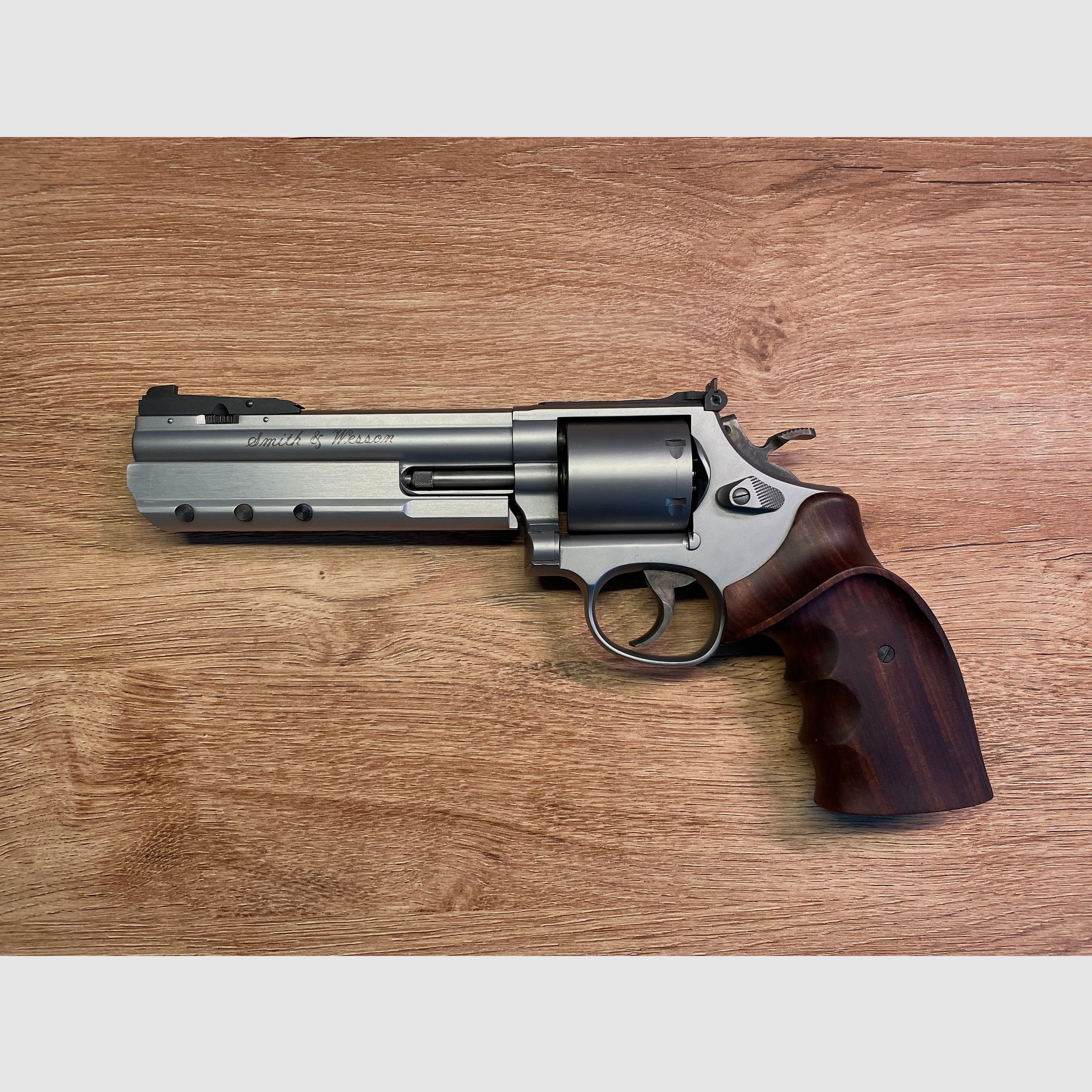 Smith & Wesson 686 Practical Champion