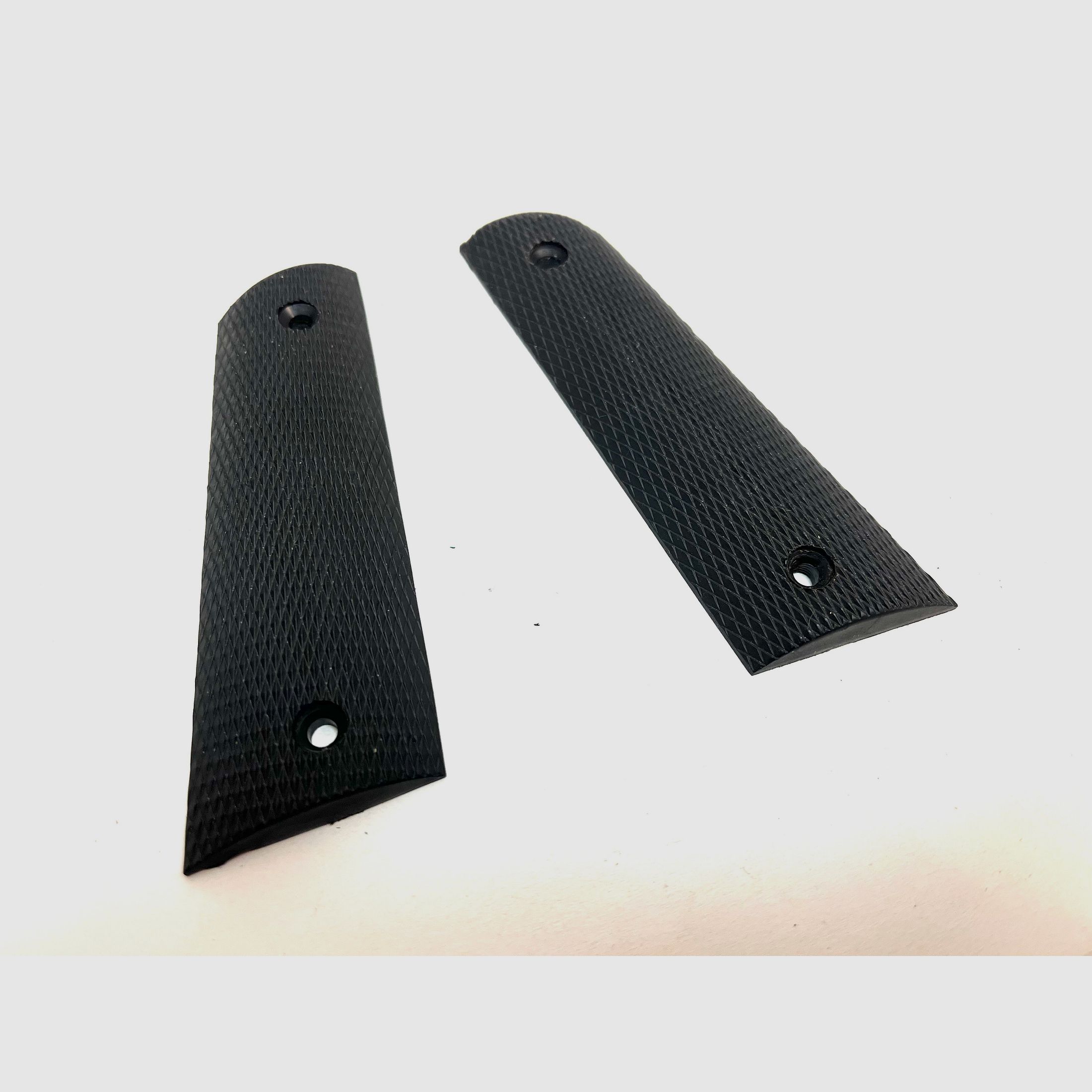 ••• Colt Government 1911 Griffschalen - Kunststoff - original •••