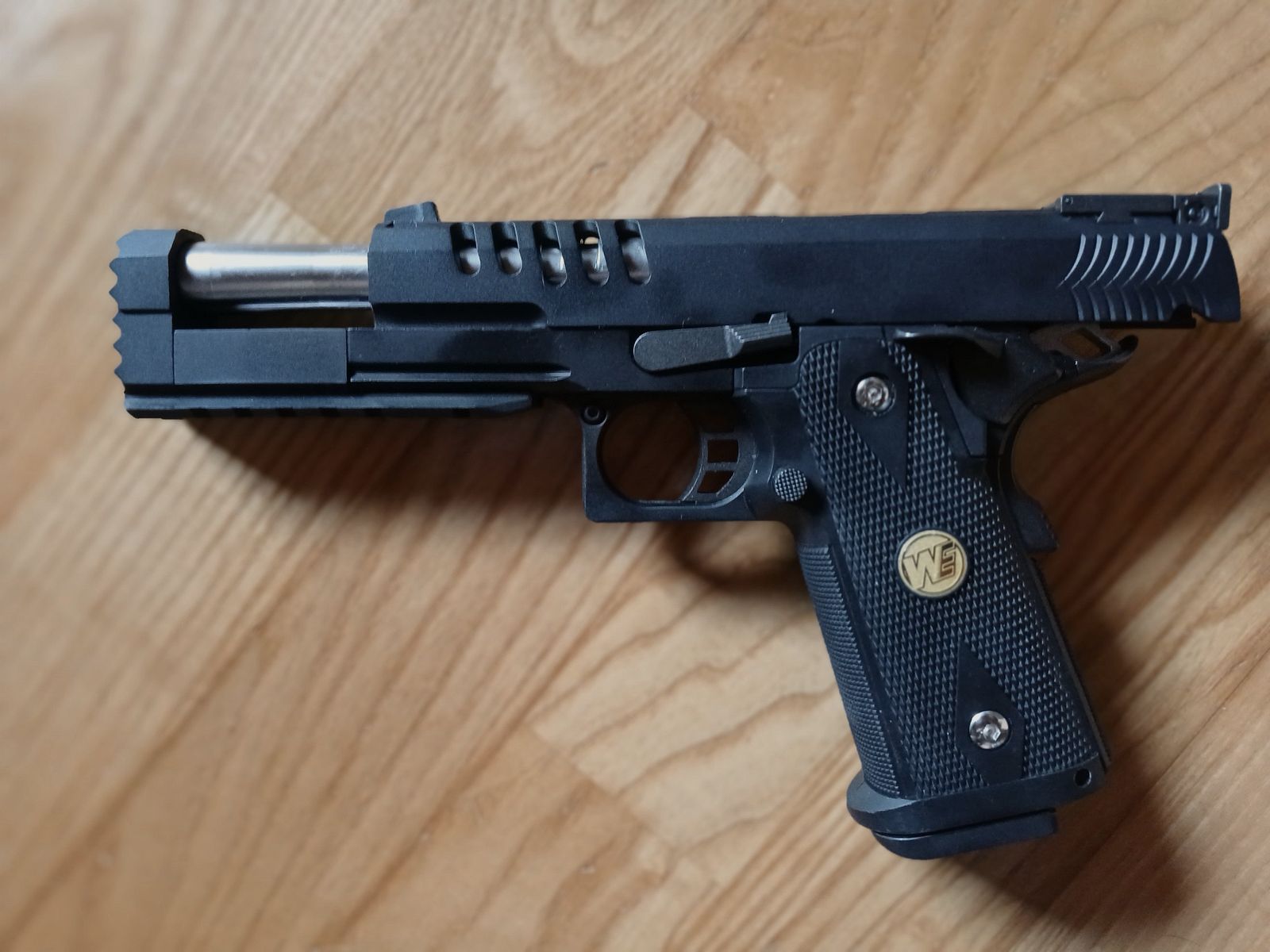 WE Hi-Capa 5.1 (2011) incl. shipping