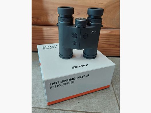 BLASER RF 8X32 binocular