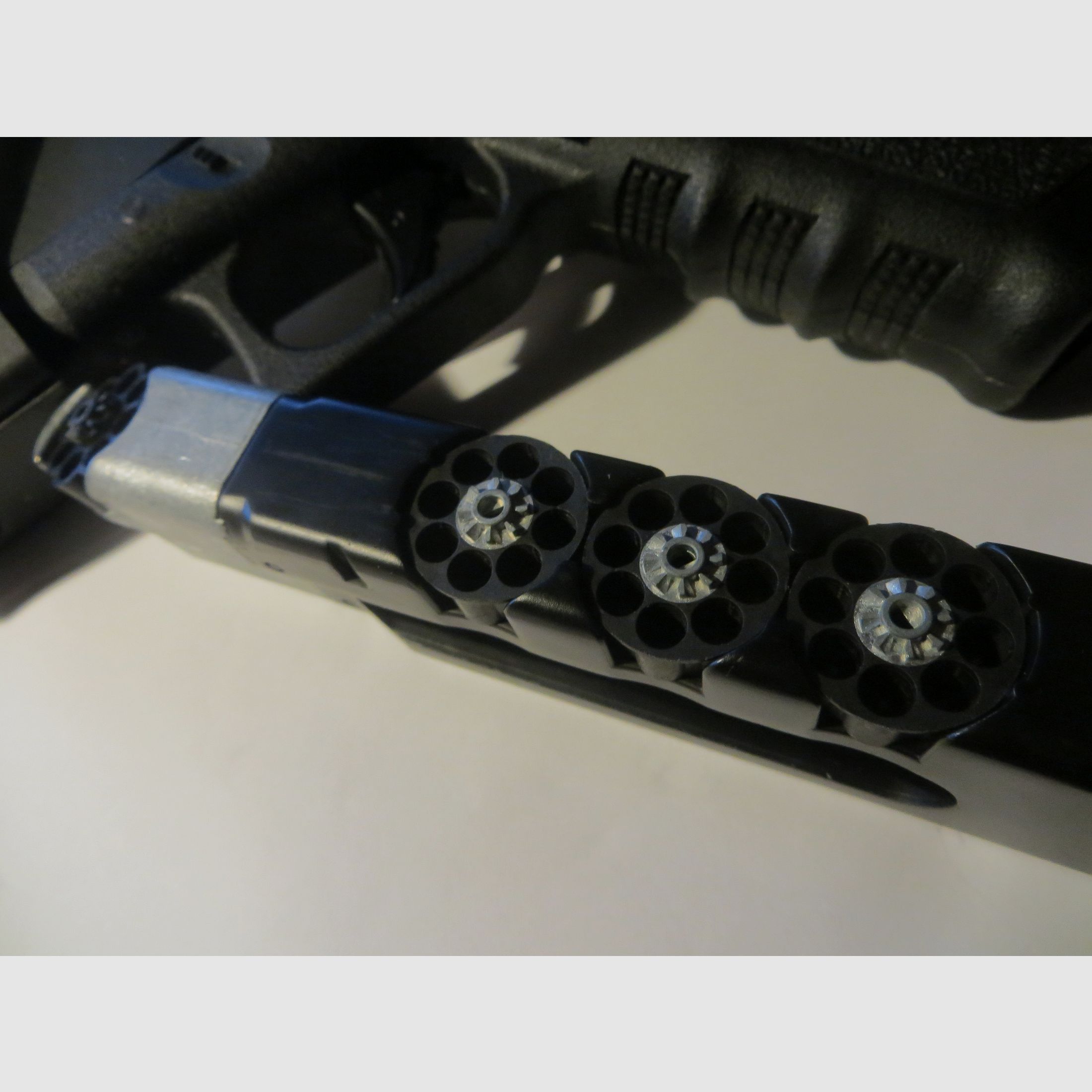 GLOCK 17 avec RedDot Diabolo et BB