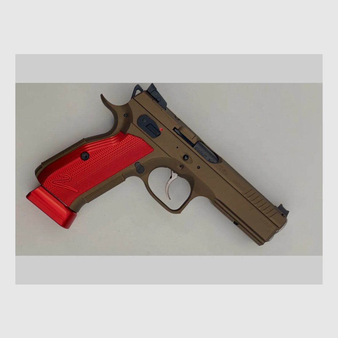 CZ Česká zbrojovka a.s. CZ SHADOW 2 Special "Jagdlounge BURNT BRONZE RED Edition" NEU 9mmLuger, Bild 2 von 9