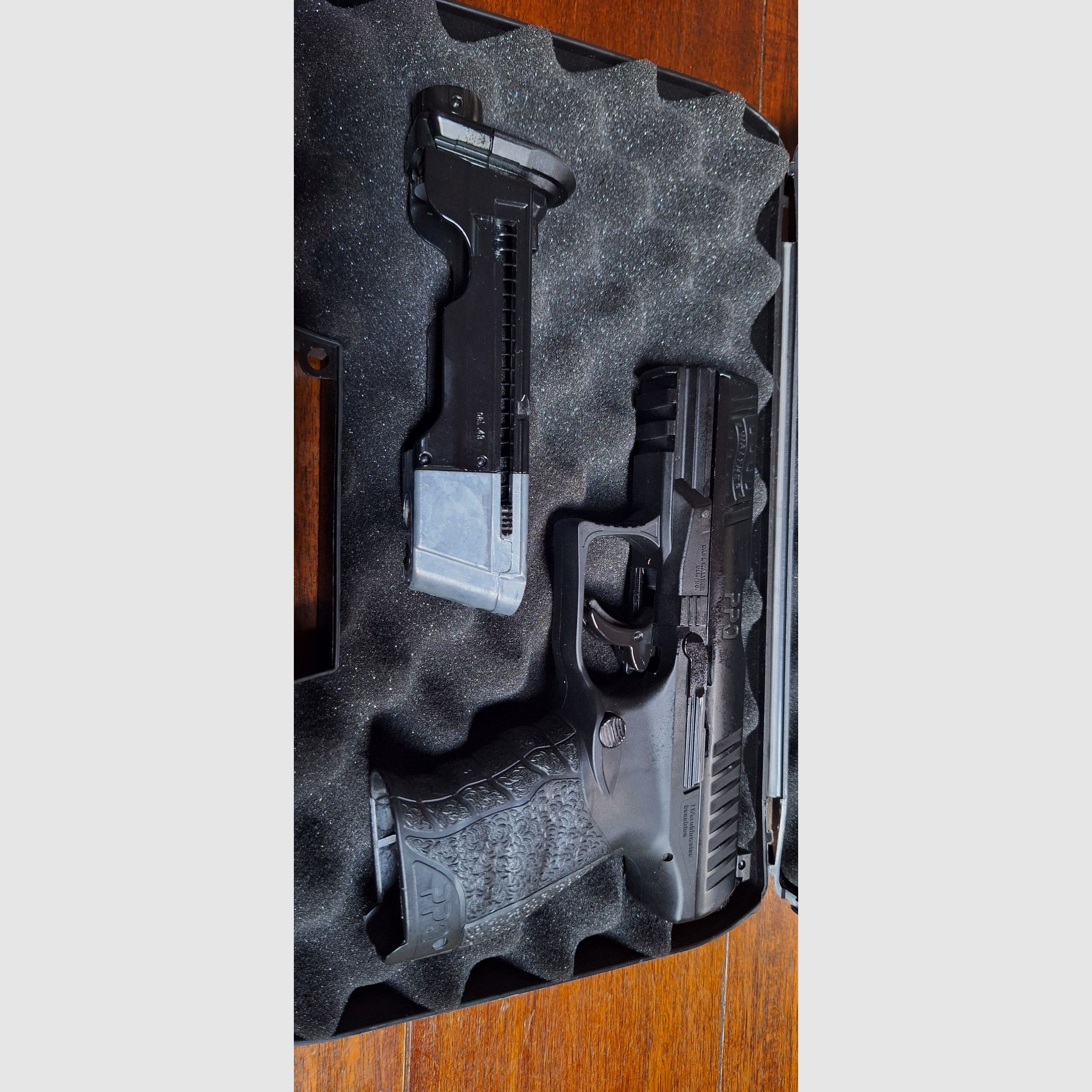 Walther PPQ M2 RAM T4E cal. 43 - noir - Urgence