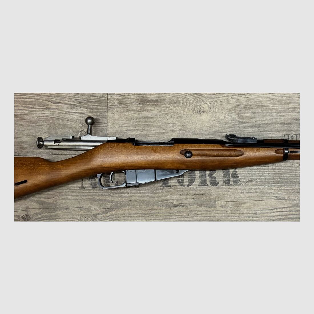 Mosin-Nagant M44 incluyendo bayoneta