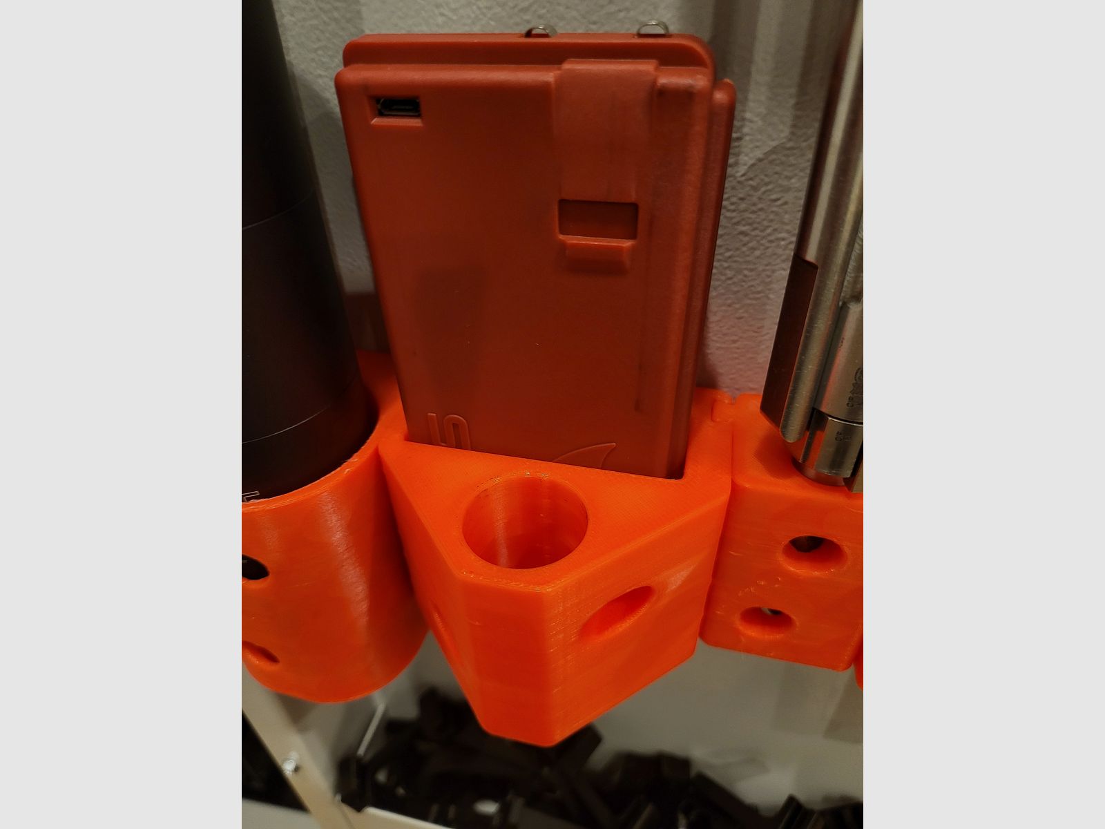 Organizer per armadietto universale Mantis Blackbeard AR Halter magnetico antiscivolo