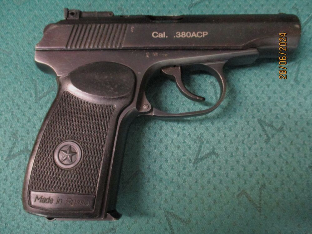 Pistolet IJ70 Makarov Sport au calibre 9 mm court .380Auto