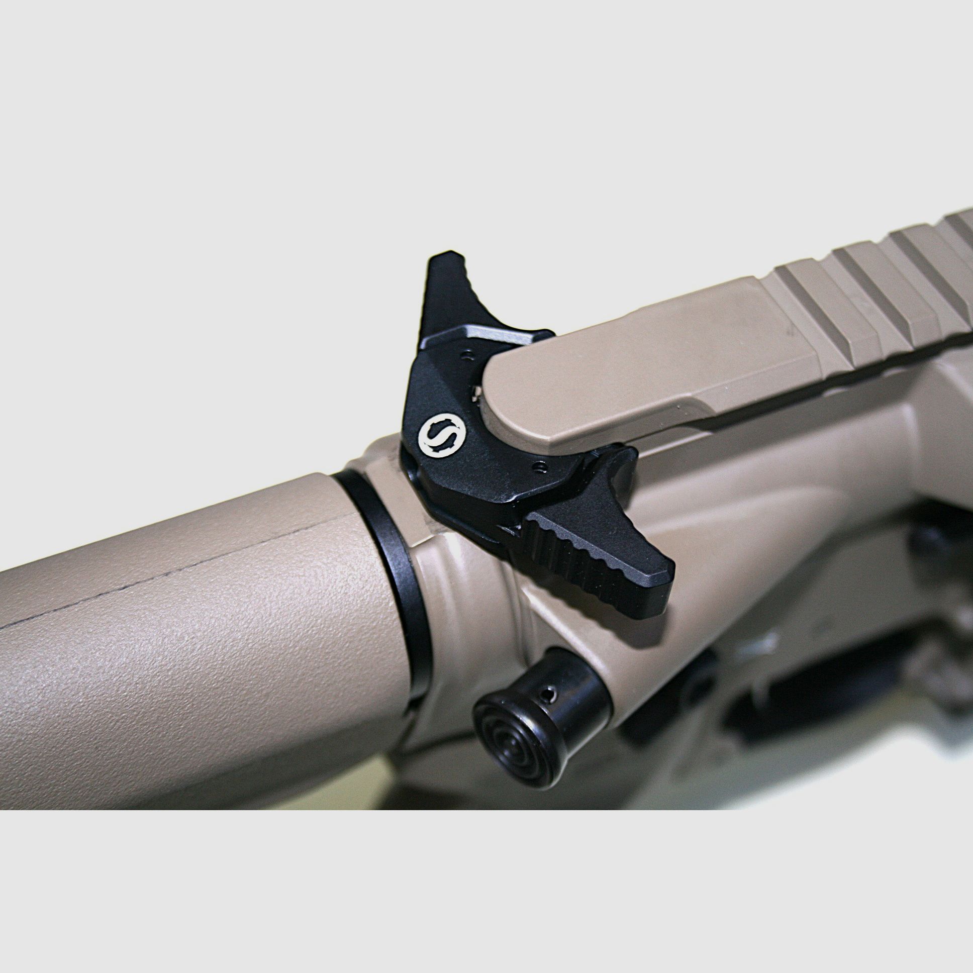 Selbstladebüchse SCHMEISSER AR15 DMR / 18" – .223 REM (FDE), Bild 13 von 15