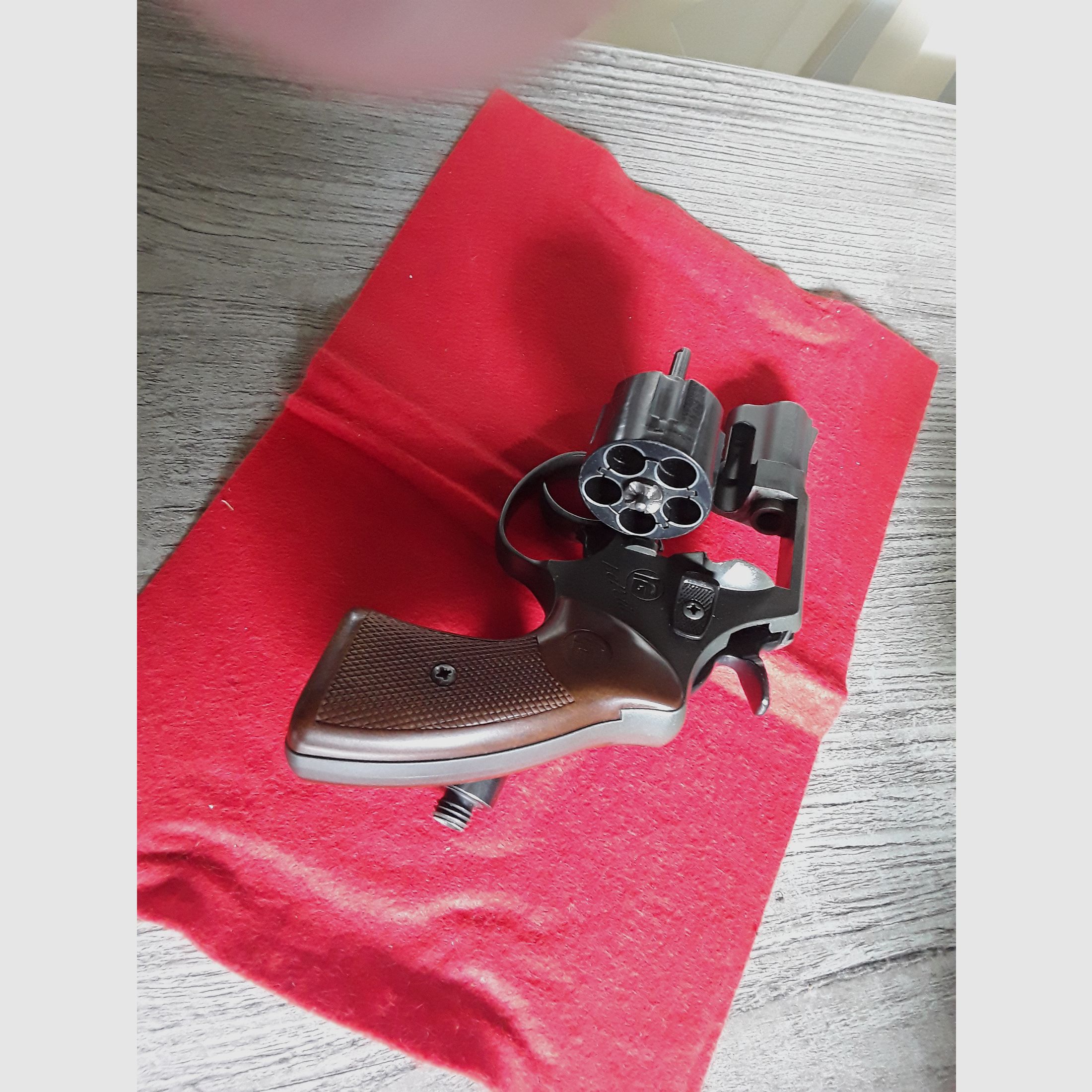 Röhm RG 59N Le Petit ( die Kleine ) cal. 9 mm R Knall   Schreckschuss- Gasrevolver 