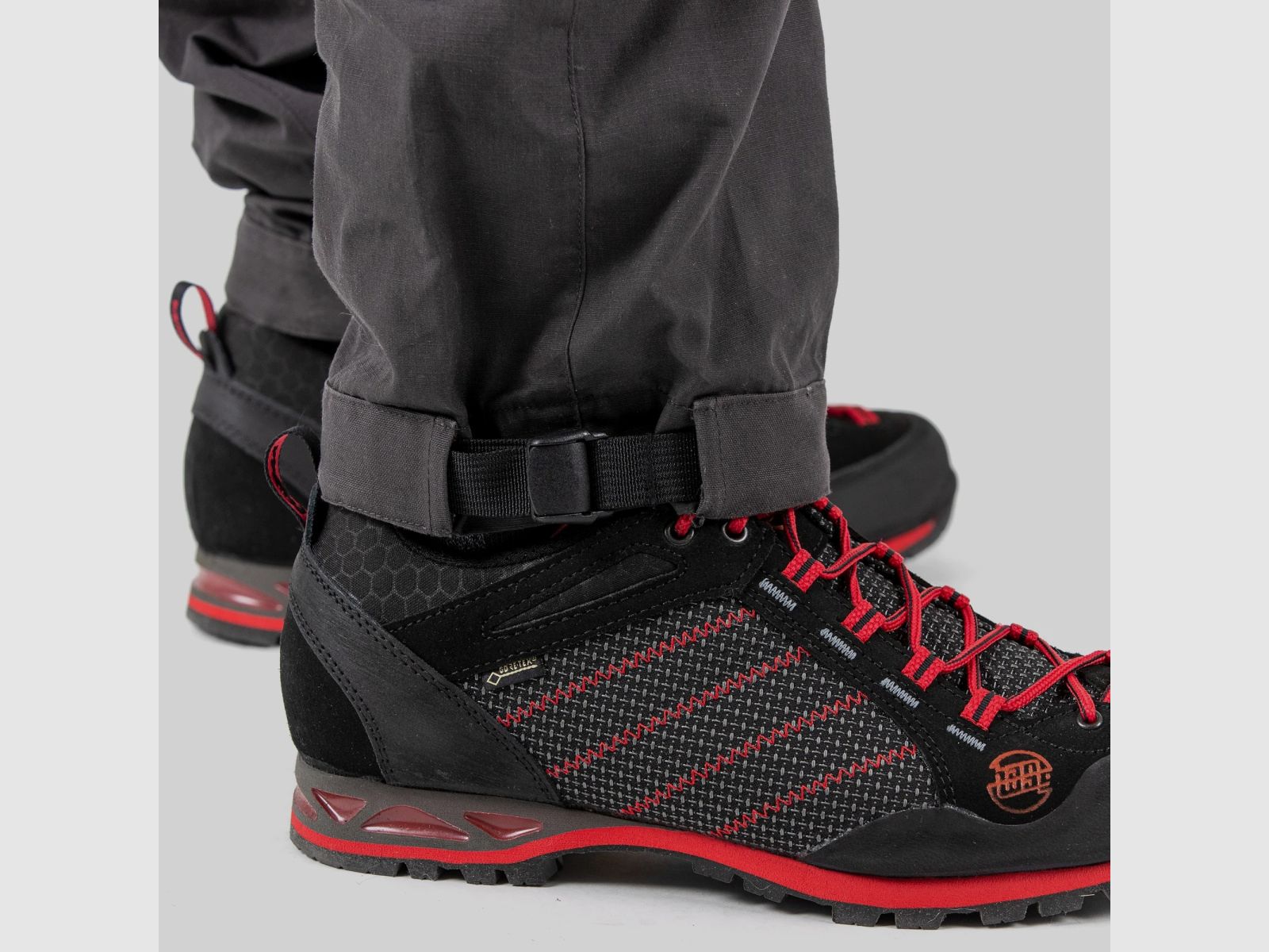 FJÄLLRÄVEN Abisko Lite Trekking Zip-off M Long Sand- Tarmac