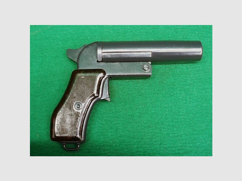 CZ signal pistol