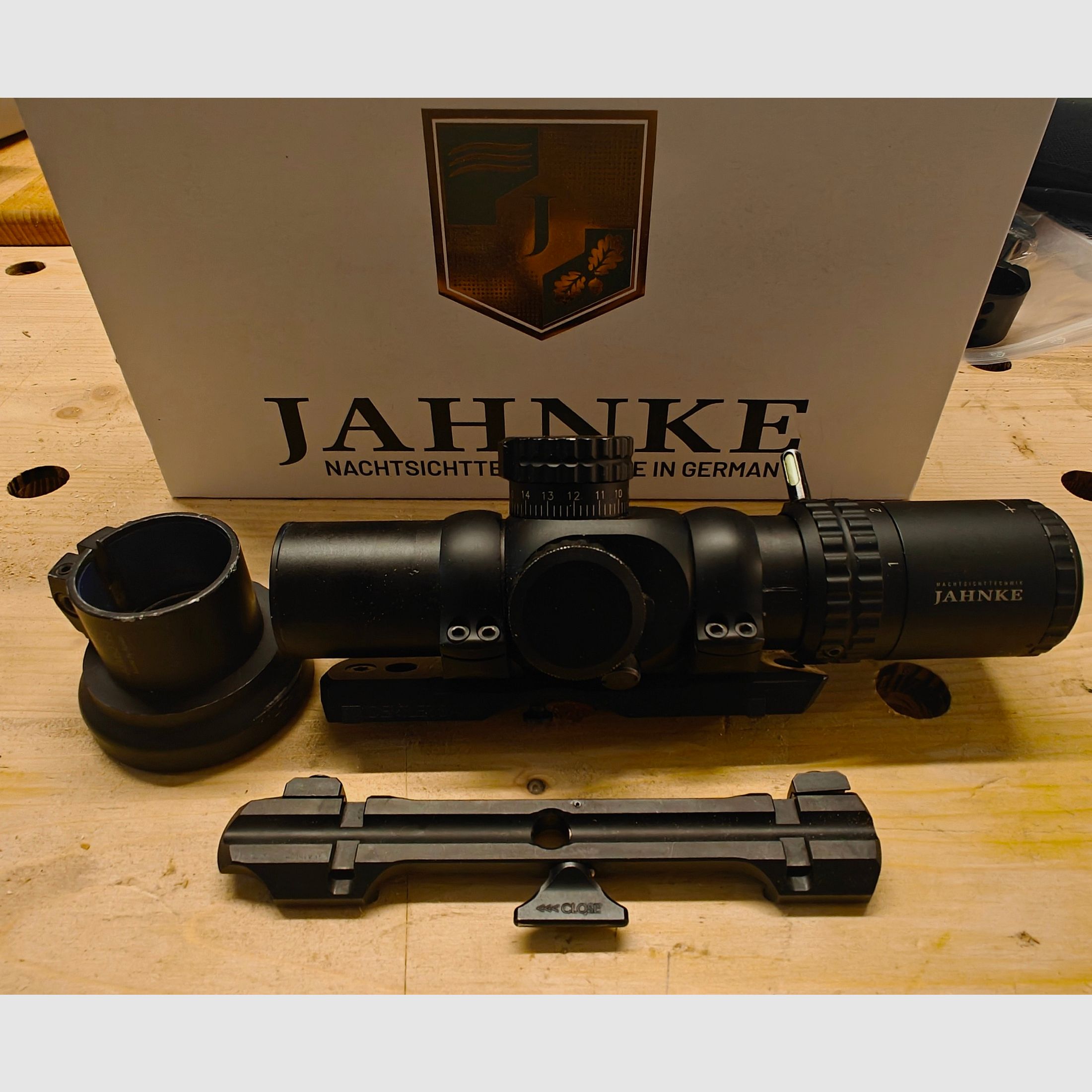 Jahnke Noctis 1-6x28 inclusief Dentler en Rusan adapter