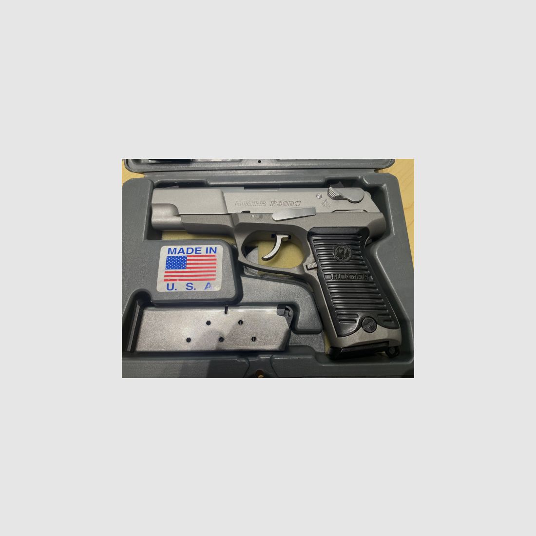 RUGER P90 DC - HALBAUTOMATISCHE PISTOLE - .45AUTO - OVP - 3x MAGAZIN - ZUSTAND 2