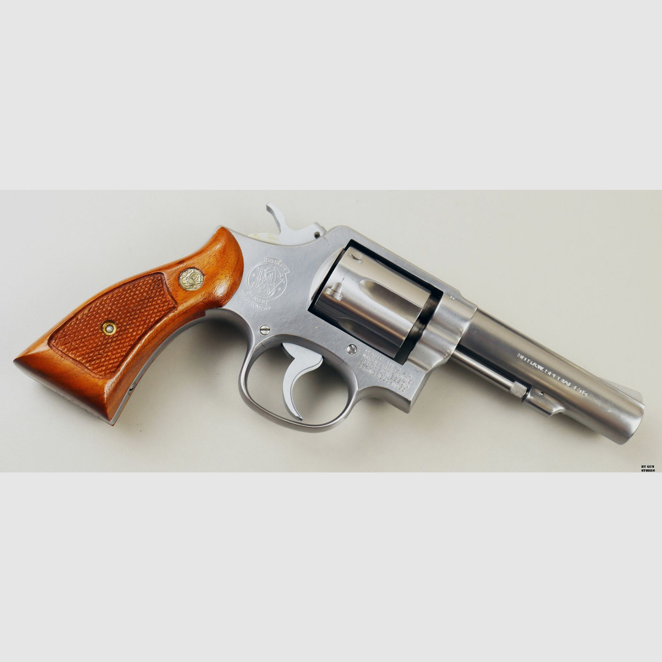 Revolver Smith & Wesson mod. 64-3 kal. 38 Sp serienr. 1D58830, afbeelding 4 van 12