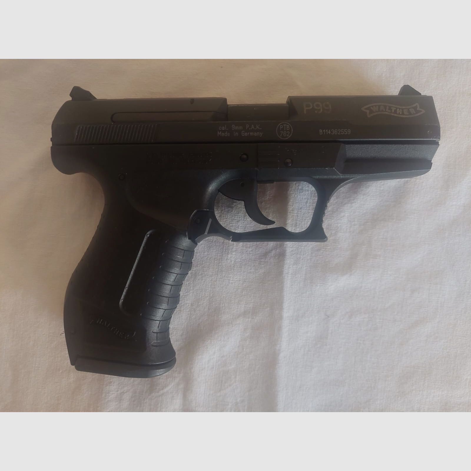 Walther P99 9mm P.A.K + accesorios ( conjunto )