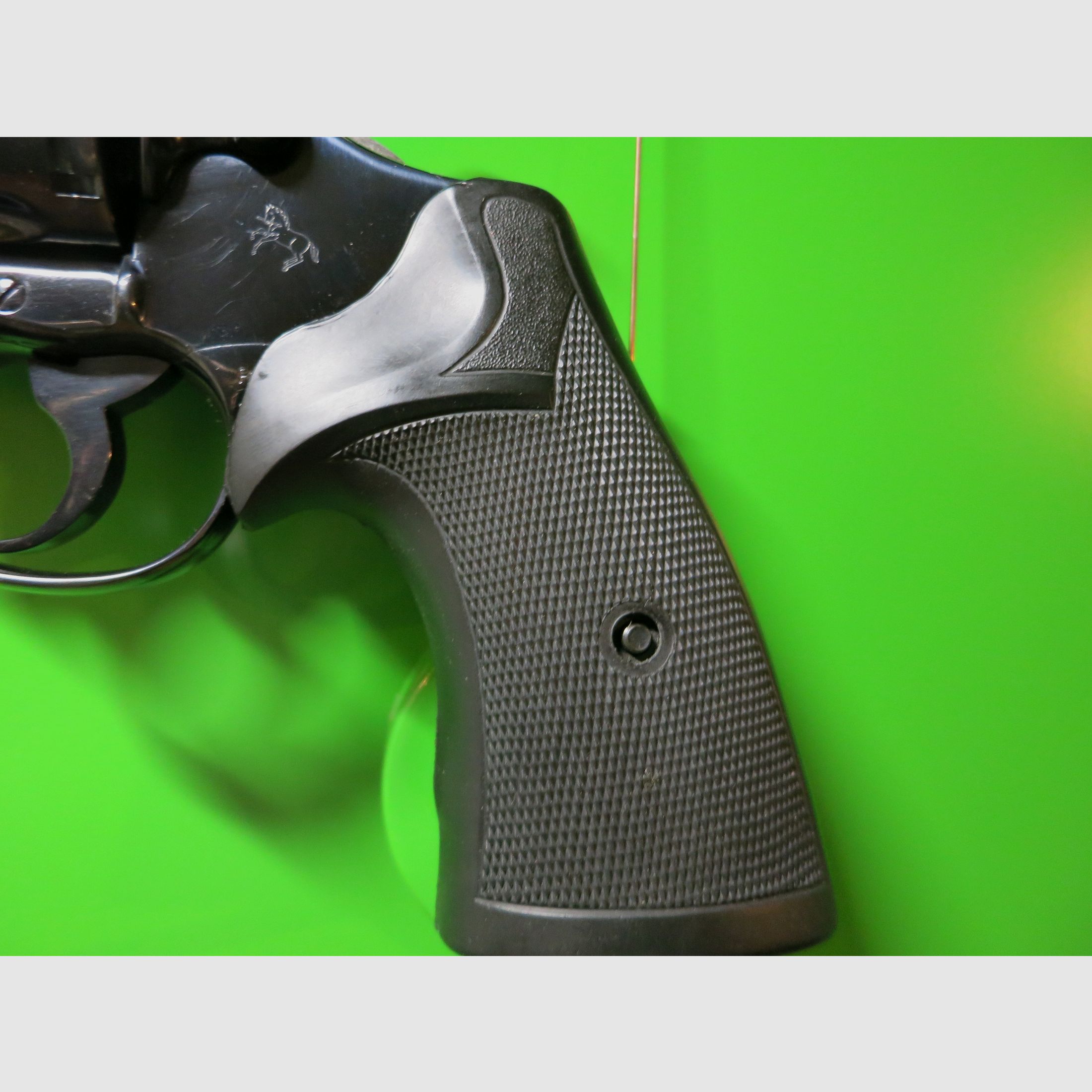 1985 COLT PYTHON, Royal Blue, .357 Magnum, 6" barrel, rubber sport grip #19-