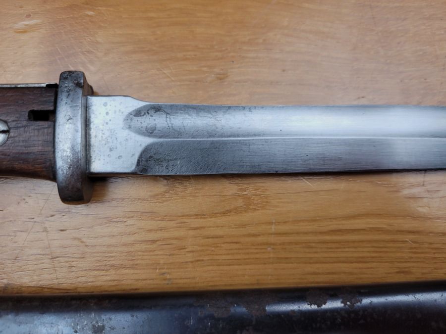 Rare Baïonnette 84/98 2° type – dos scie meulée – Eisengiesserei & Schlossfabrik- W 17 – Très bon état, image 5 sur 14