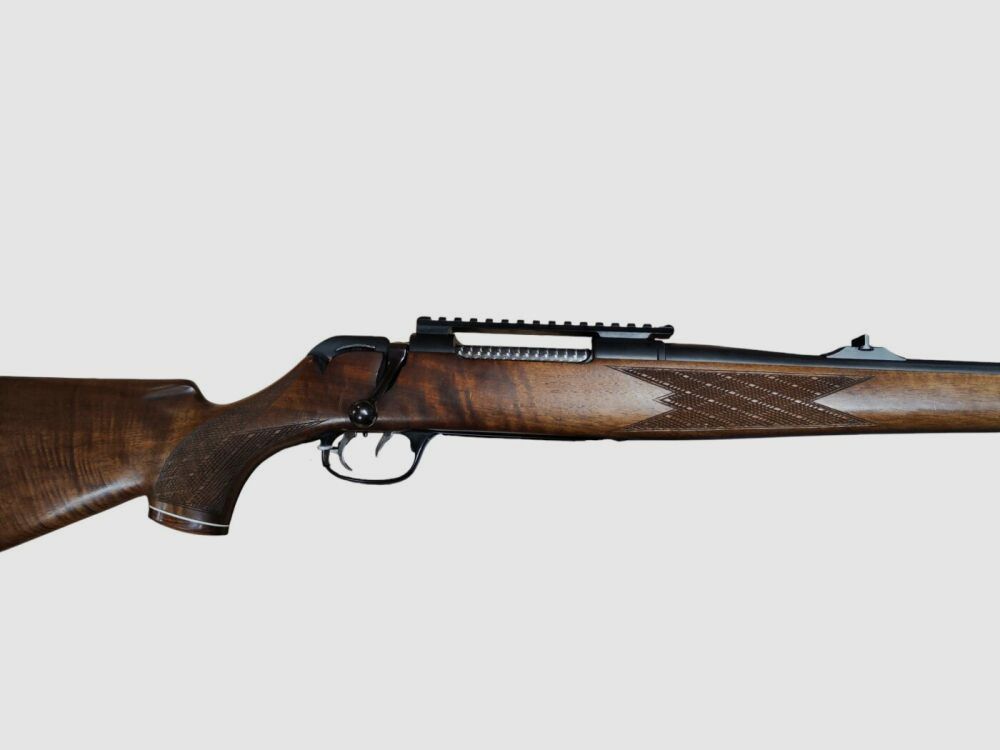 Fusil à répétition Krico 700 7x64