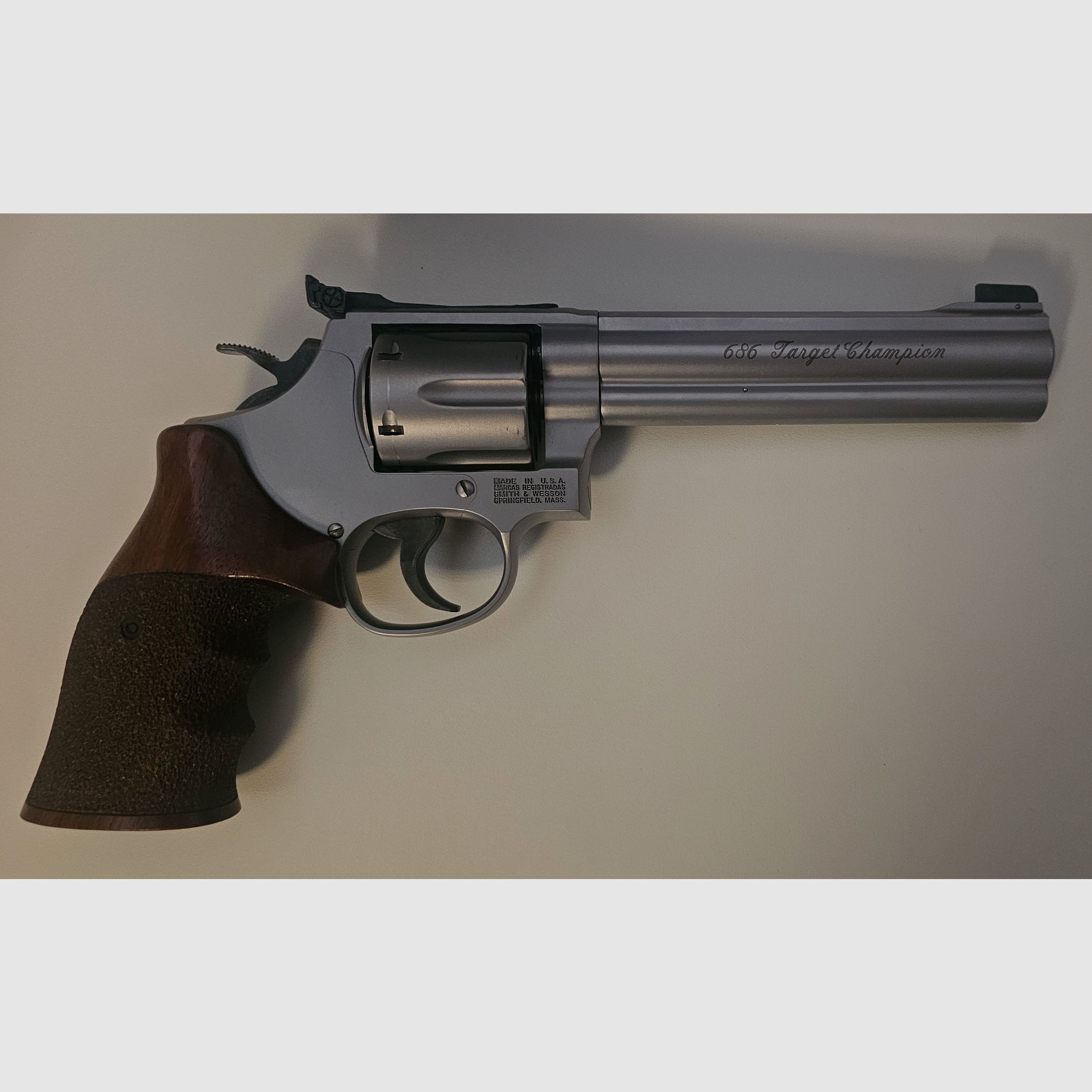 Like new S&W 686 Target Champion .357 Mag.