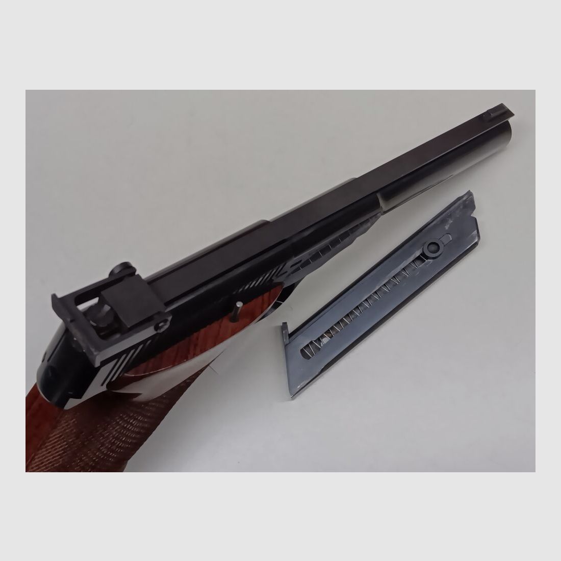 FN - Fabrique Nationale D`Armes De Guerre - Herstal - Belgique Mod. 150