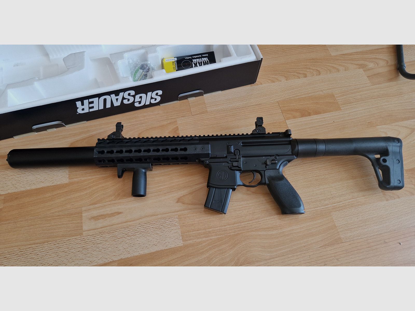 Sig Sauer MCX 4,5mm Diabolo Co2 Gewehr, komplett OVP nie benutzt mit Rechnung vom 12.2023