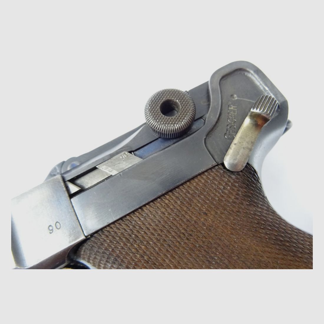 Pistolet P08 kal. 9x19mm DWM 1916r., zdjęcie 8 z 18