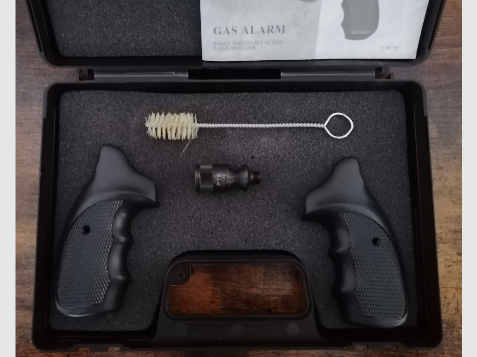 !!NEUWARE!! Zoraki R1 Gas Revolver mit Echtholzgriffschalen