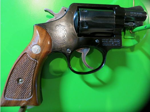 Smith&Wesson Mod. 37 Airweight CTG, .38 Special, 2" barrel, hunter/collector #7-