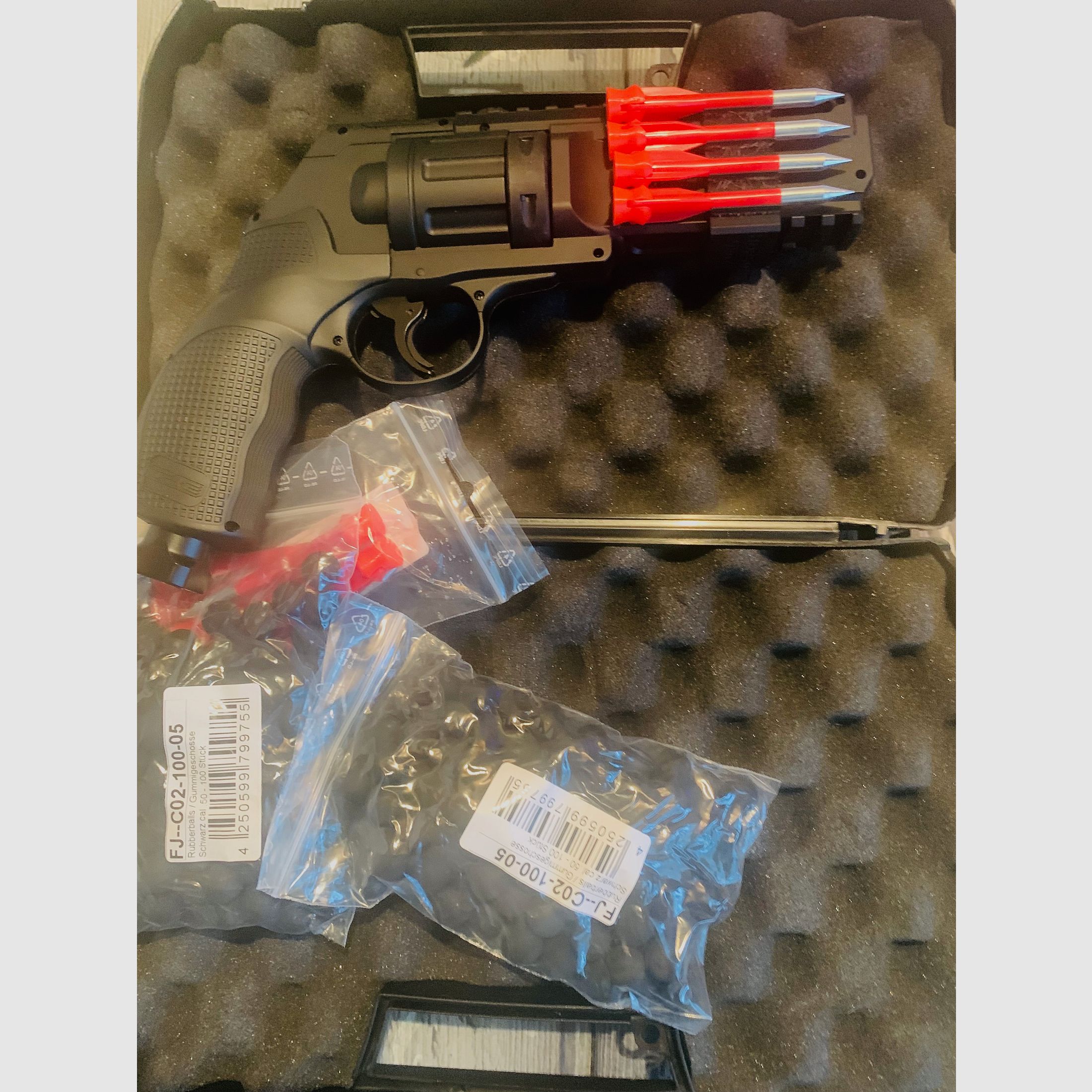 MarKer HDK su (1K 50) Genz Revolver Co2 cal.50 - 7,5 Joule (P18) + 500 Gummibälle + 10 Co2 Kapseln