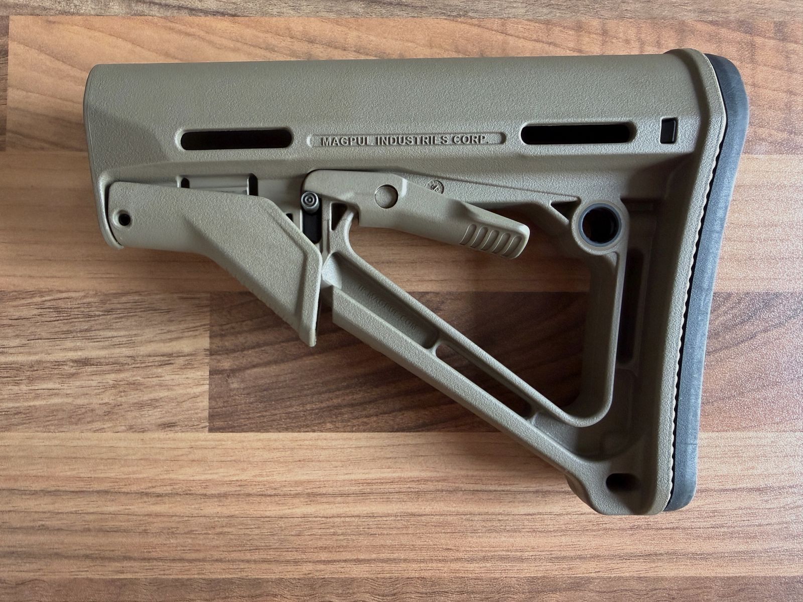 Magpul CTR FDE