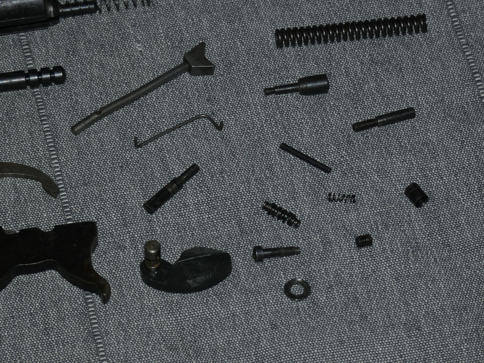 Conjunto de piezas de repuesto SA Revólver (Fabricante desconocido) Acero completo