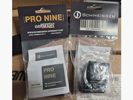 Schmeisser aluminum magazine extension for Glock 26 magazine