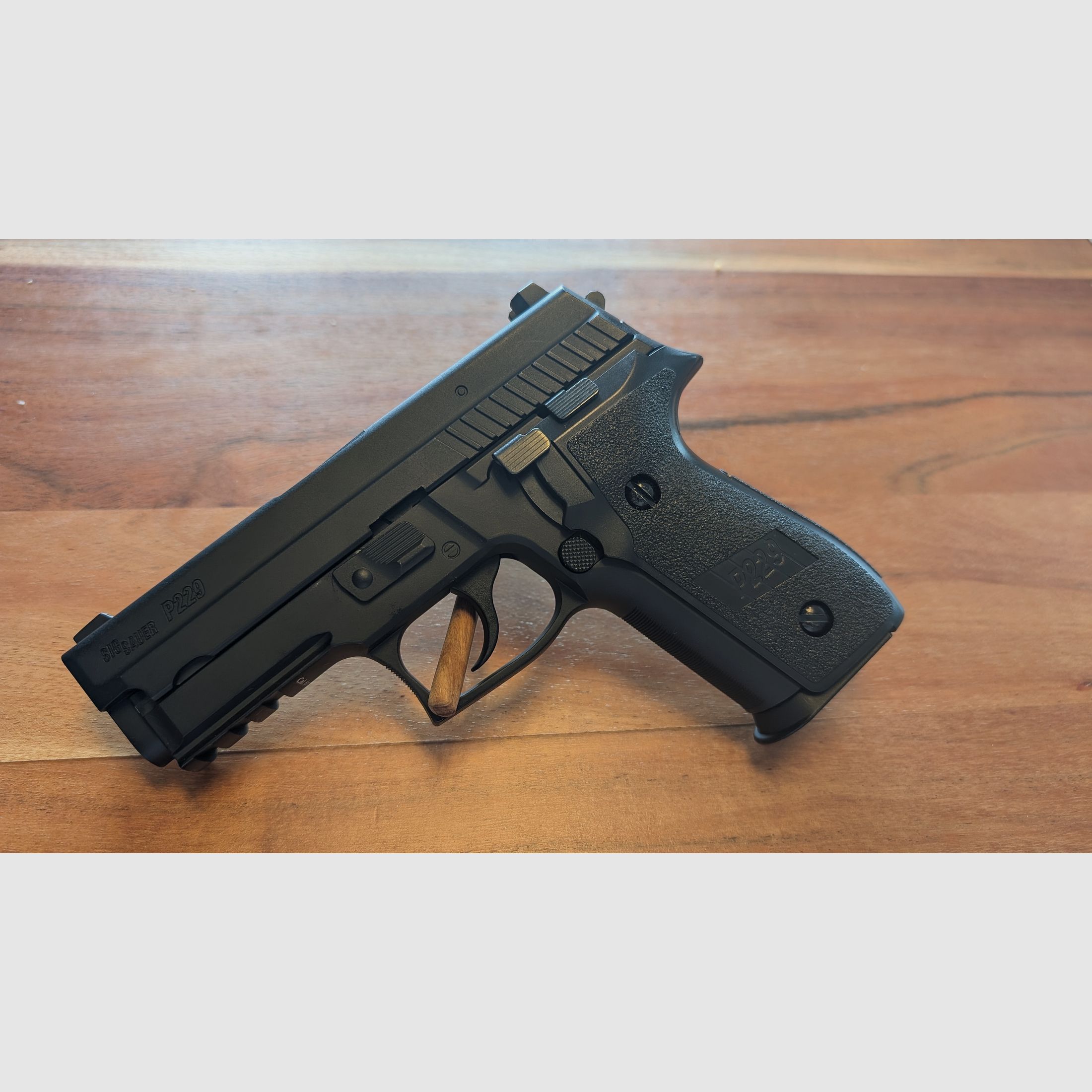 Airsoft Softair VFC Sig Sauer ProForce P229 Vollmetall Gas-Blow-Back
