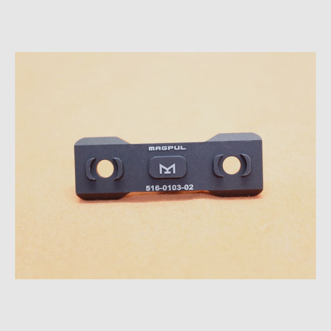 Magpul Magpul M-LOK Bipod Mount Zweibeinadapter Typ Harris (MAG609-BLK) Alu schwarz mit Riemenöse, Bild 3 von 5
