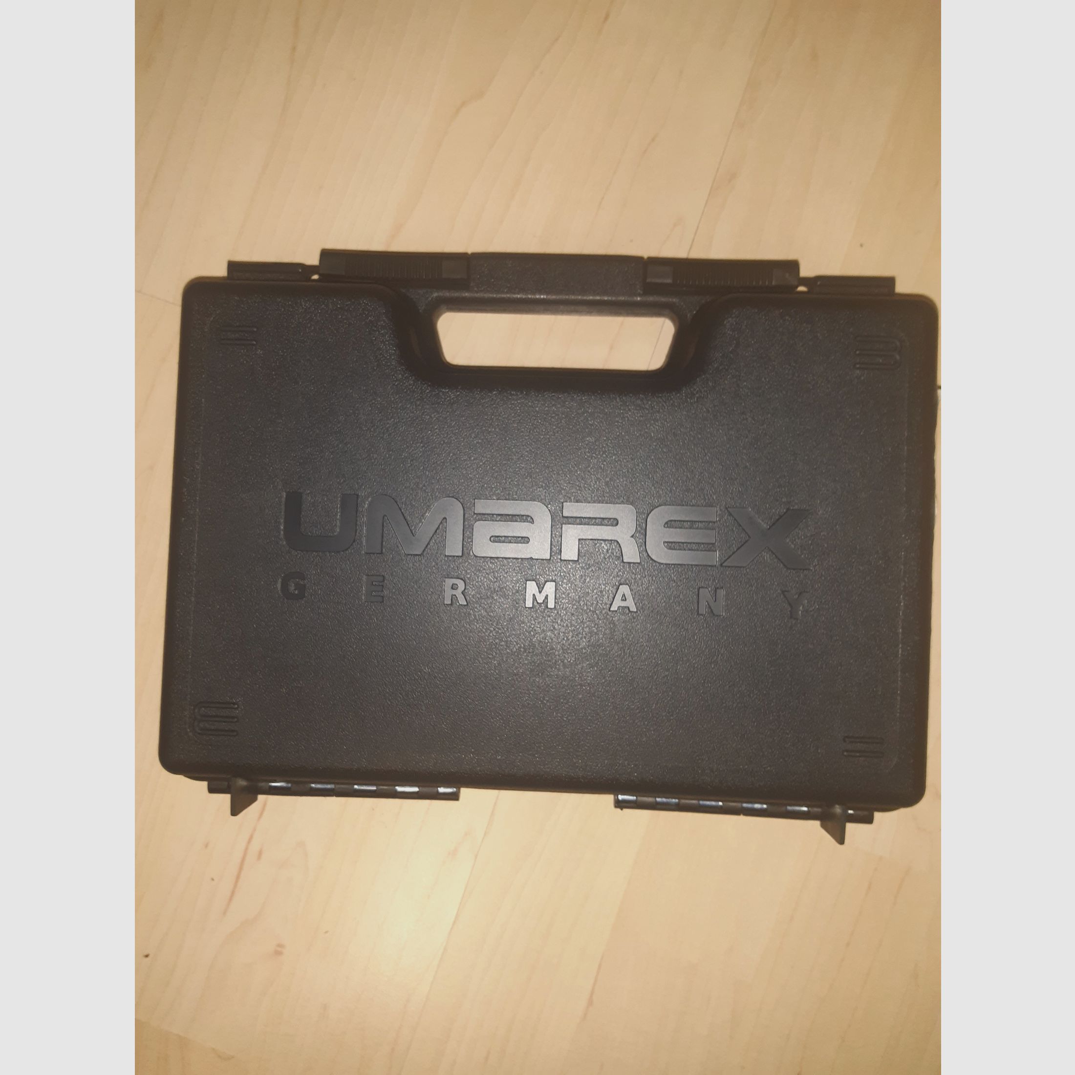 Walther P99 blank gun with holster like new*