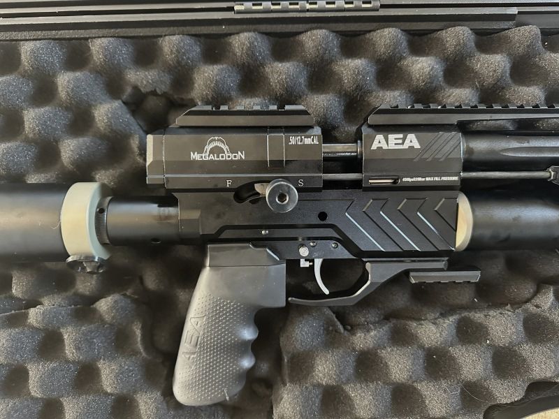 AEA Airgun Megalodon Neuware