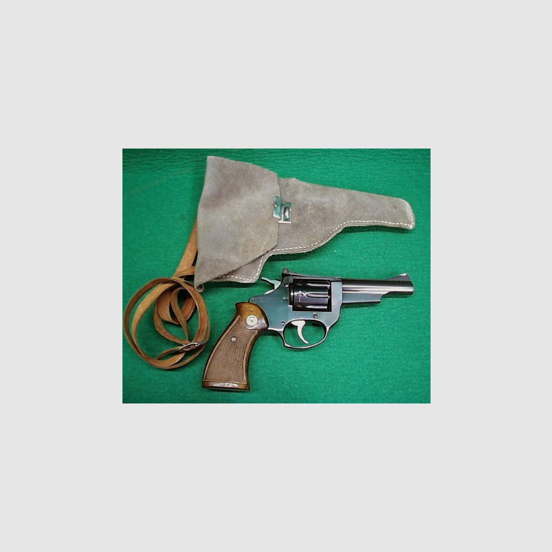 Astra Cadix Revolver
