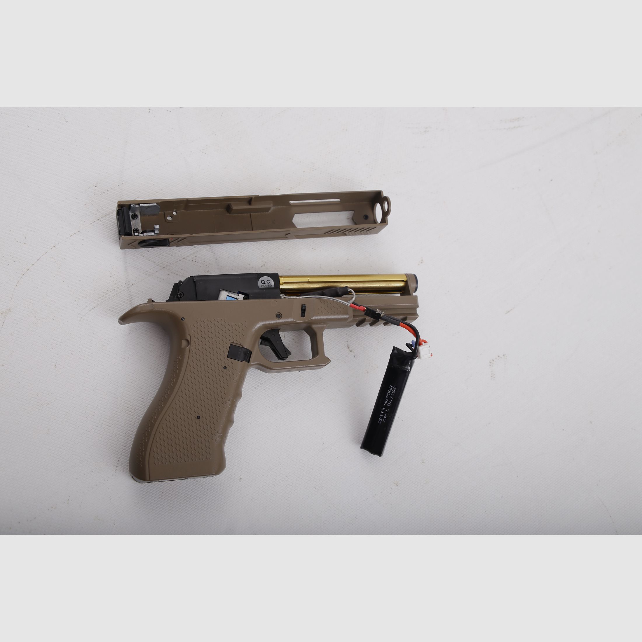 Cyma CM.131 Begadi Gen.3 Airsoft Pistol <0.5J AEG + case + 2 magazines